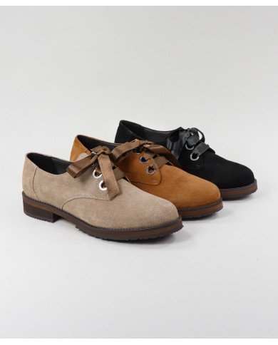 Sapatos de Senhora Ginova com Laço de Cetim