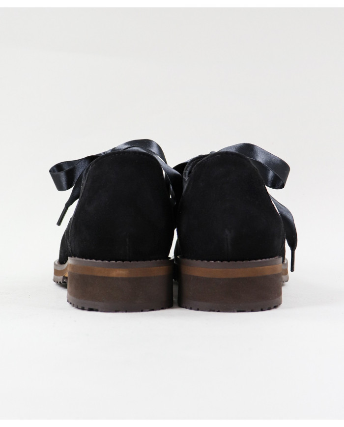 Sapatos de Senhora Ginova com Laço de Cetim