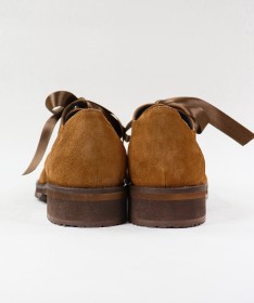 Sapatos de Senhora Ginova com Laço de Cetim