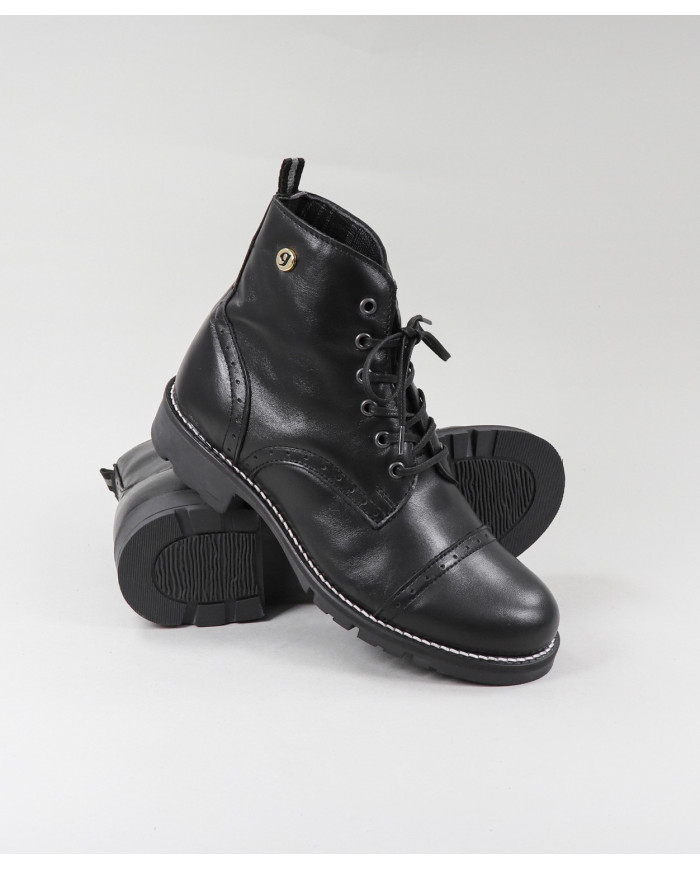 Botas de Senhora Ginova com Atacadores