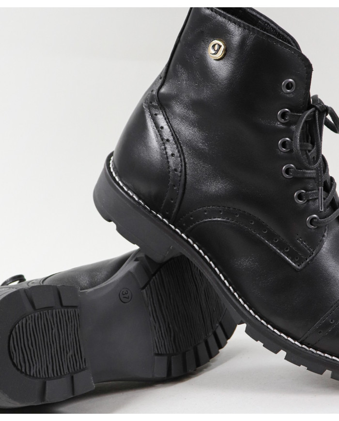 Botas de Senhora Ginova com Atacadores