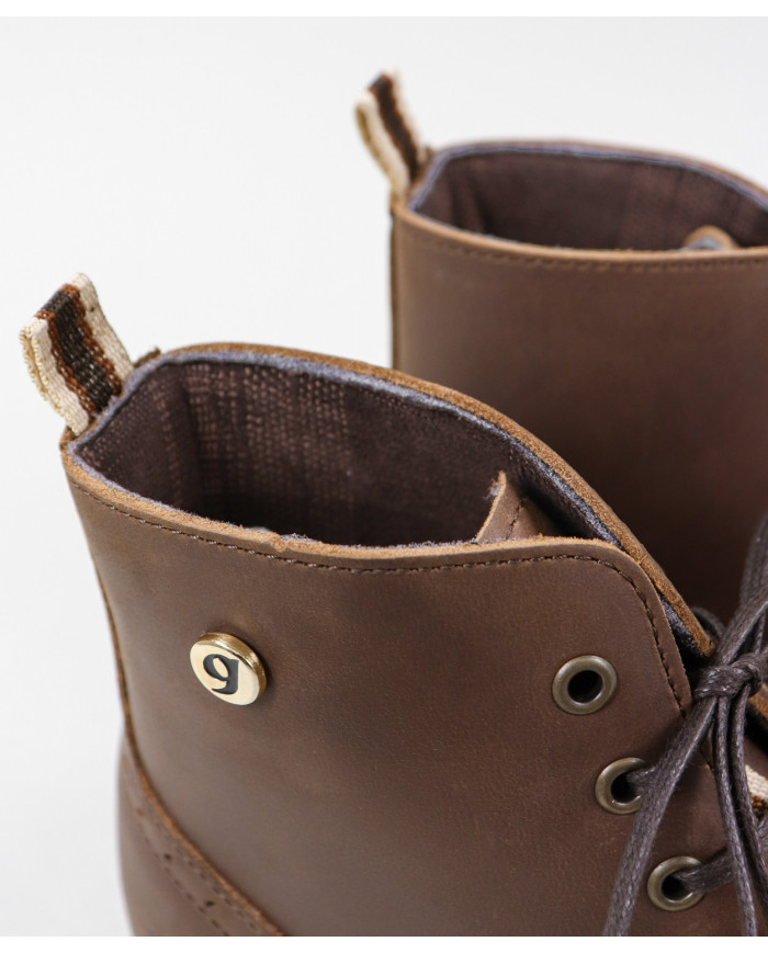 Mistress Ginova Boots with Wholesalers