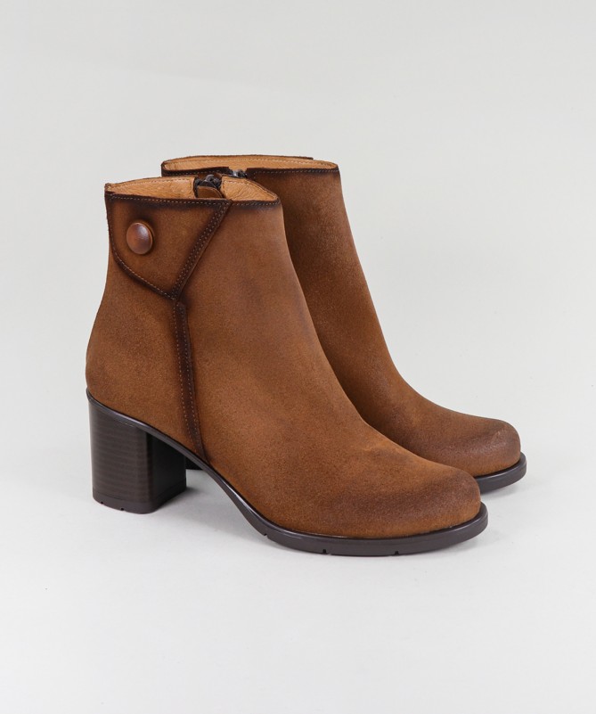 Botas Camel de Senhora Ginova Confortáveis