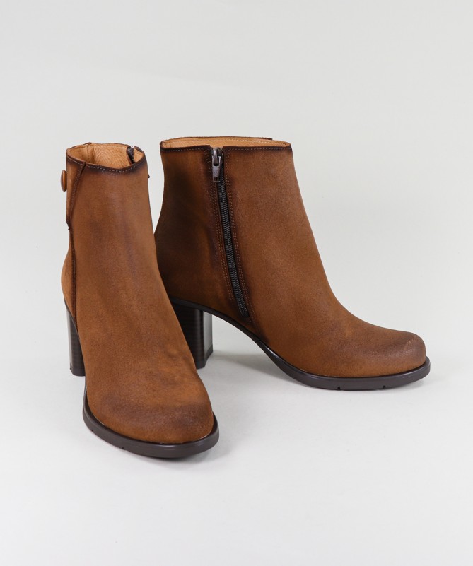 Botas Camel de Senhora Ginova Confortáveis