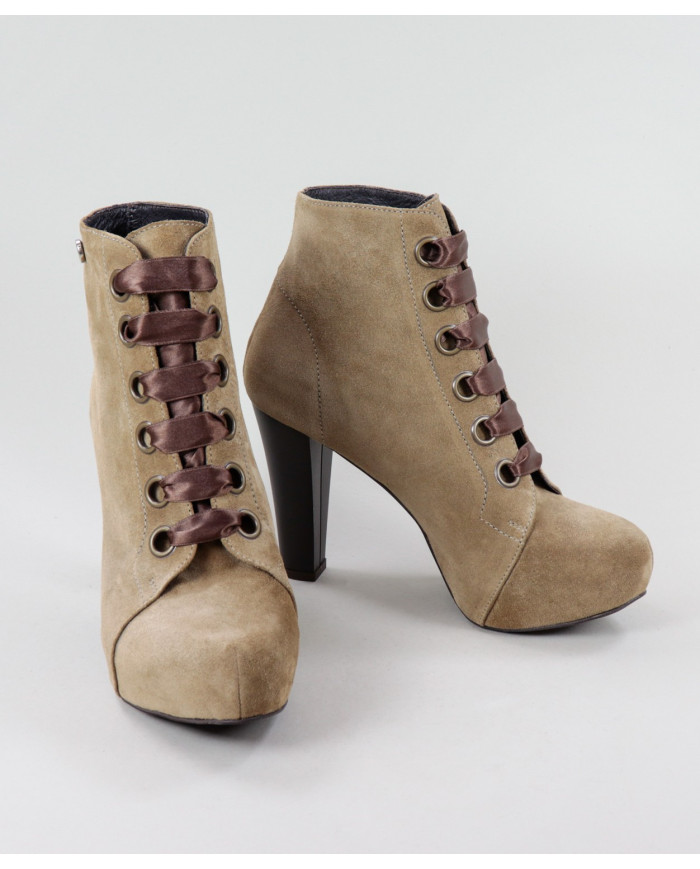Botas de Senhora Ginova Compensadas