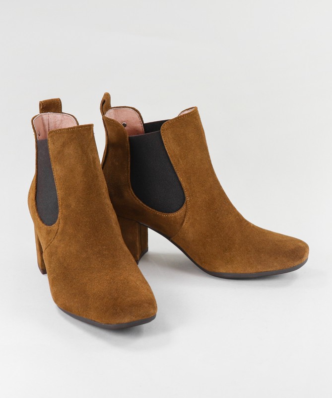 Botas Camel de Senhora Ginova com Elástico