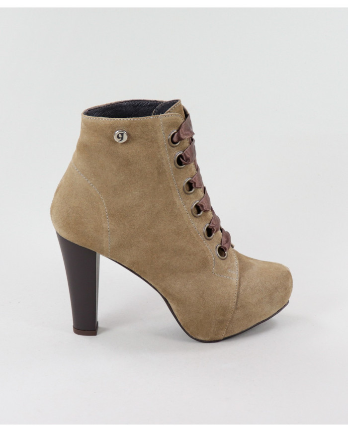 Botas de Senhora Ginova Compensated
