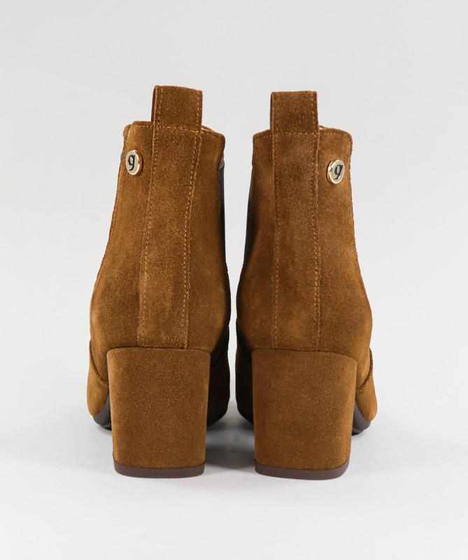 Botas Camel de Senhora Ginova com Elástico