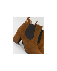 Camel Boots of Lady Ginova with Elastic