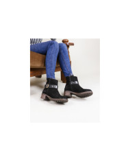 Maria Ginova Botas con Fecho