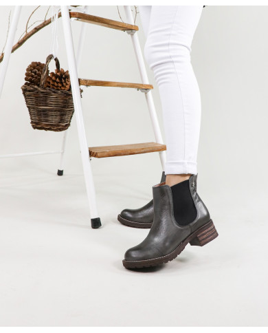 Botas de Lady Ginova con elástico