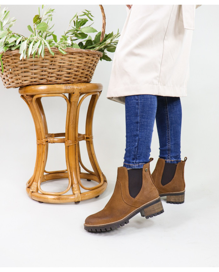 Botas de la Sra. Ginova con Elastic en los Laterales