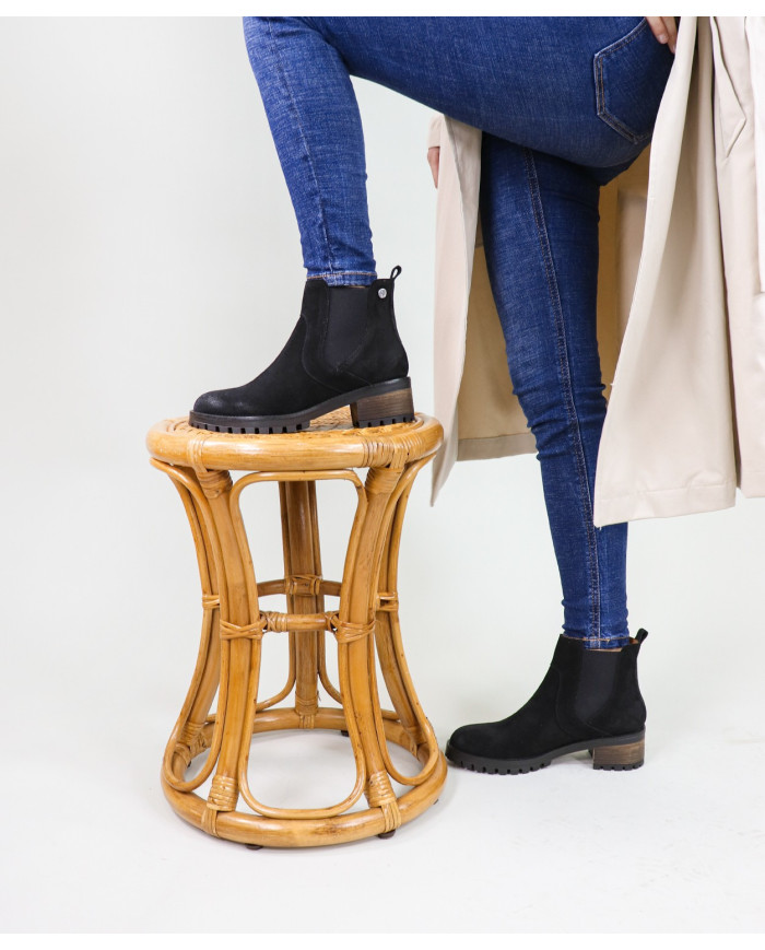 Botas de la Sra. Ginova con Elastic en los Laterales