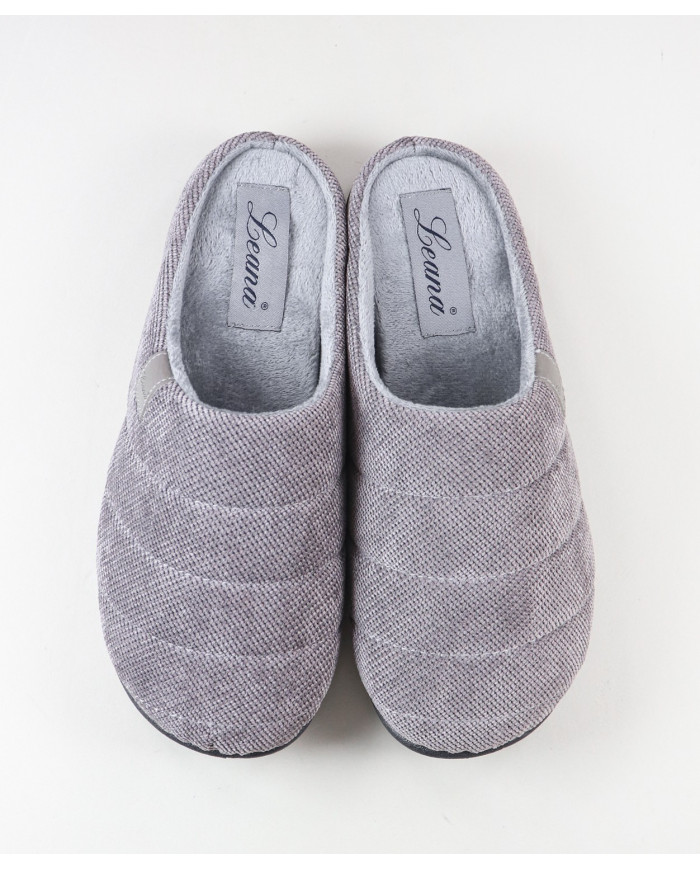 Zapatillas de la habitación del hombre sin costura