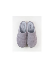 Zapatillas de la habitación del hombre sin costura