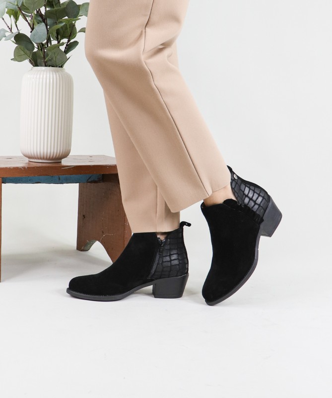 Botas de Senhora Ginova com Folhos