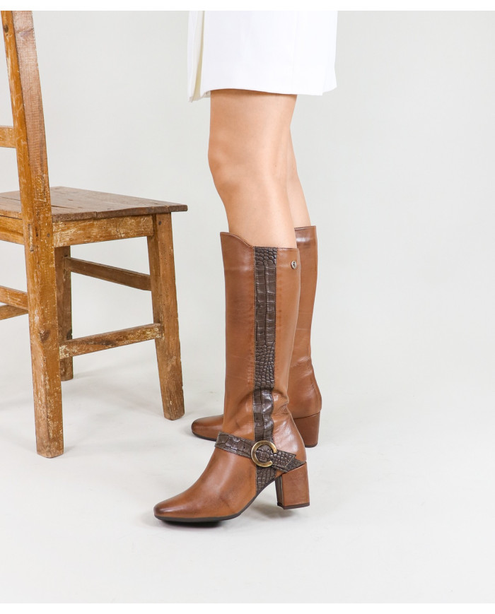 Botas de Cano Alto Ginova de Tacão