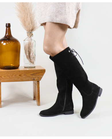 Botas Rasas com Cano Alto Ginova