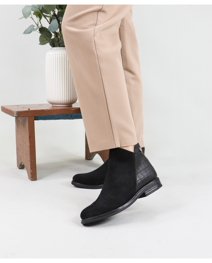 Maria Ginova Boots with Fecho