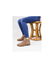 Maria Ginova Botas con Fecho