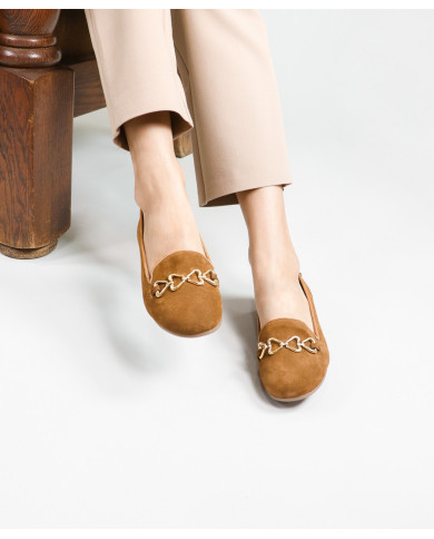 Zapatos Lady Ginova con aplique dorado