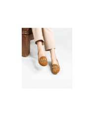 Lady Ginova Shoes with Golden Applique