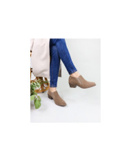 Práctica señora Ginova Botins