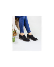 Practical Mistress Ginova Botins