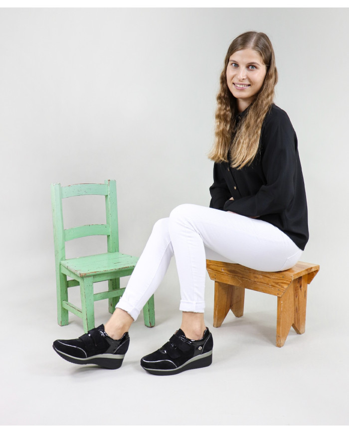 Lady Ginova shoes in Cunha with Velcro