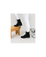 Women's Ginova Boots with Fabric Interior