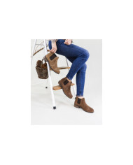 Ms. Ginova Boots with Seams