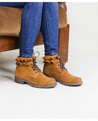 Maria Ginova Botas con Folhos