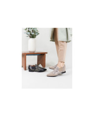 Mistress Ginova Buttons from Ponta Bicuda with Standard