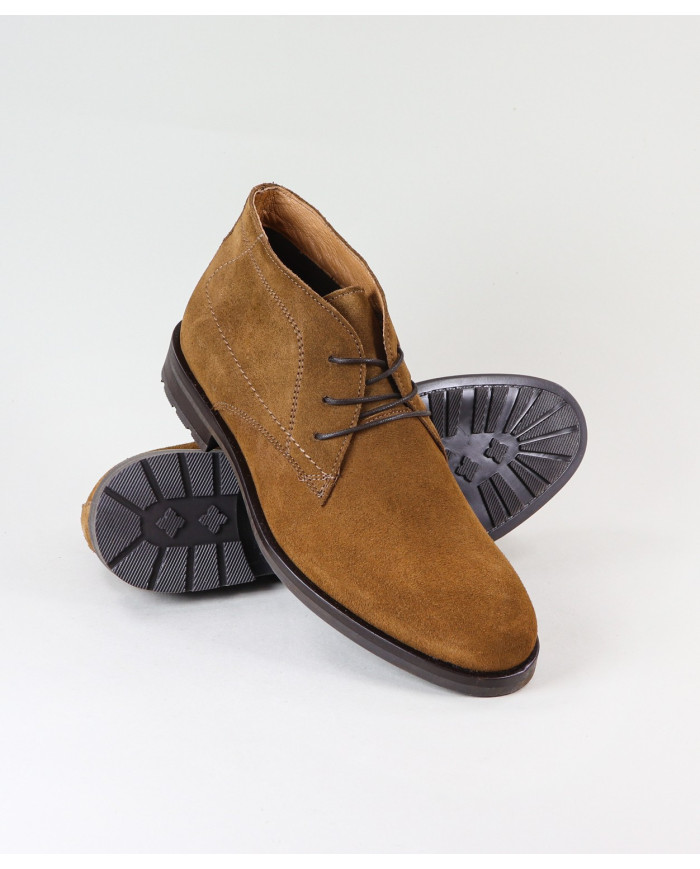 Ginova Man Bota con Wholesalers