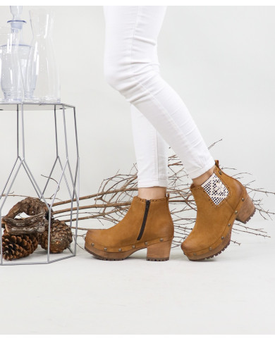 Botas de mujeres Ginova con encaje en elástico