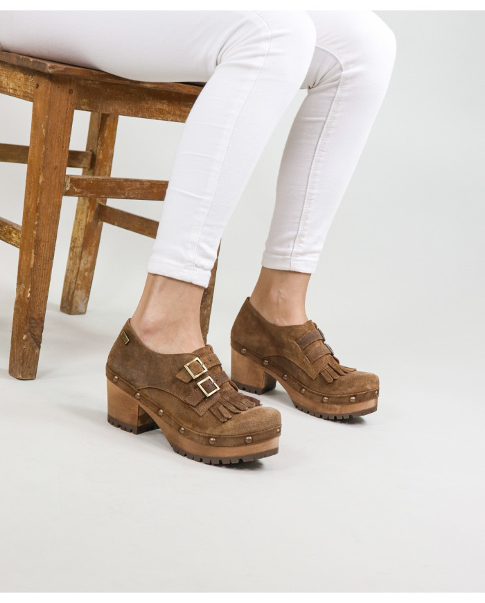 Ladies Ginova Socks with Buckles