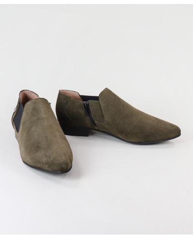 Botins de Senhora Ginova de Ponta Bicuda