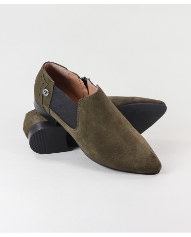 Botins de Senhora Ginova de Ponta Bicuda