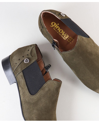 Botins de Senhora Ginova de Ponta Bicuda