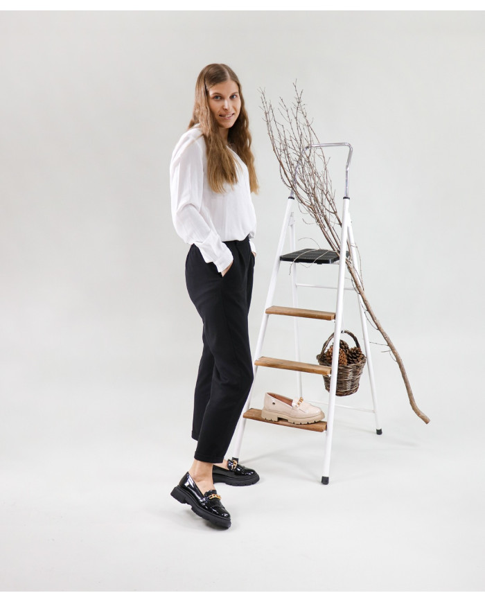 Ginova Rasos Shoes with Chain Detail