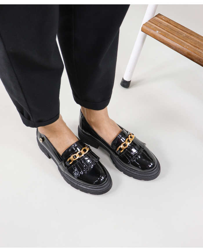 Ginova Rasos Shoes with Chain Detail