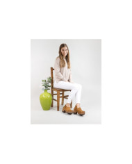 Buttons by Senhora Ginova in Tacão Madeira