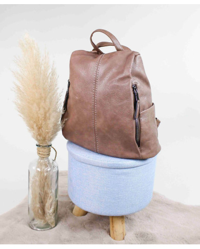 Mochila de Senhora em Taupe com Abertura Traseira
