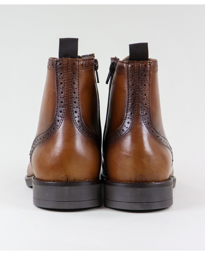 Ginova Man Boots with Cords