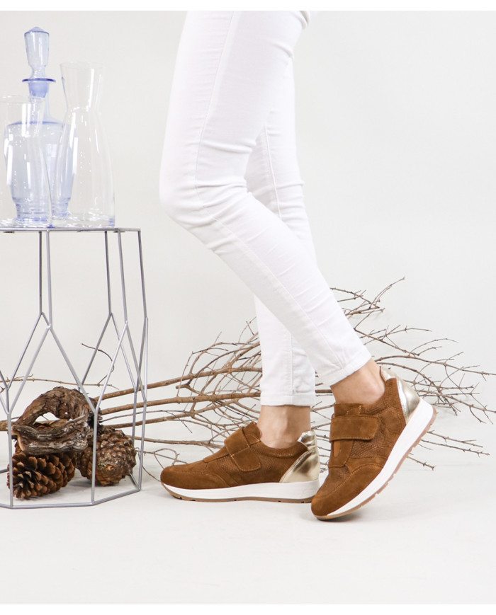 Zapatillas de mujer Ginova con velcro