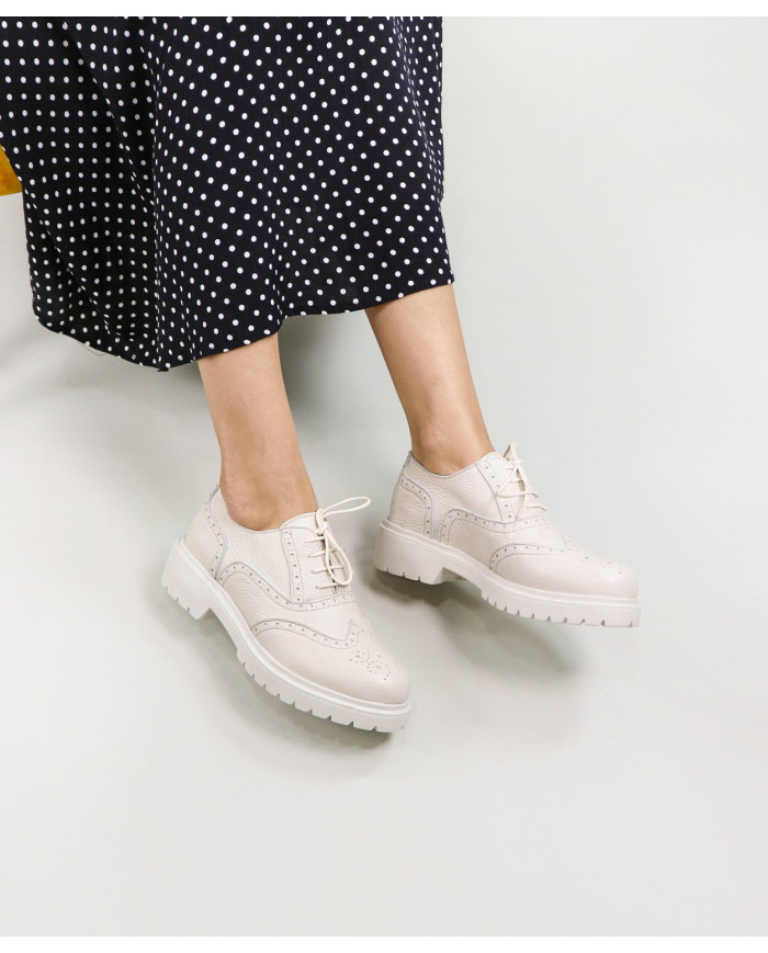 Lady Ginova Rase Shoes of Wholesalers