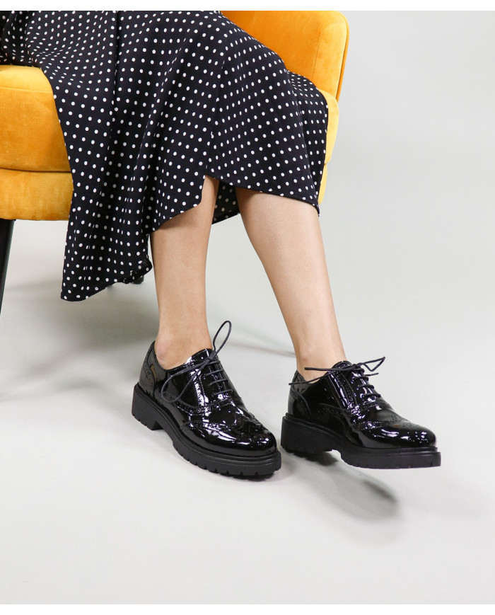 Lady Ginova Rase Shoes of Wholesalers