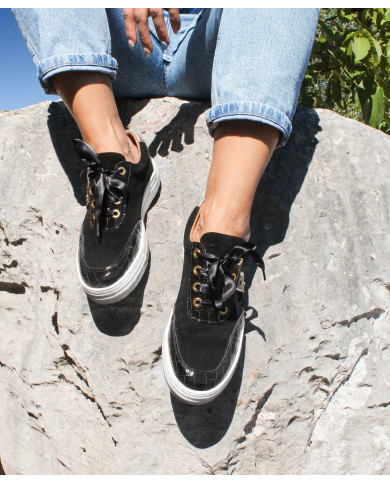 Zapatos Lady Ginova con detalles en oro