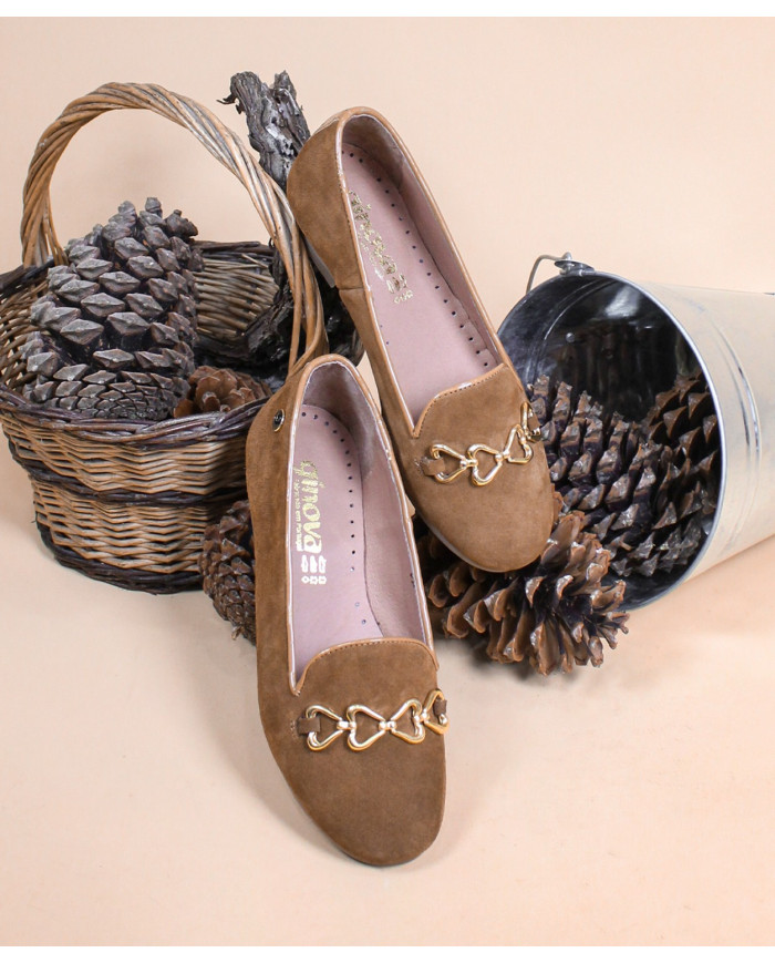 Lady Ginova Shoes with Golden Applique