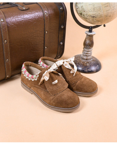 Carneira Shoes with Lace Satin Ginova